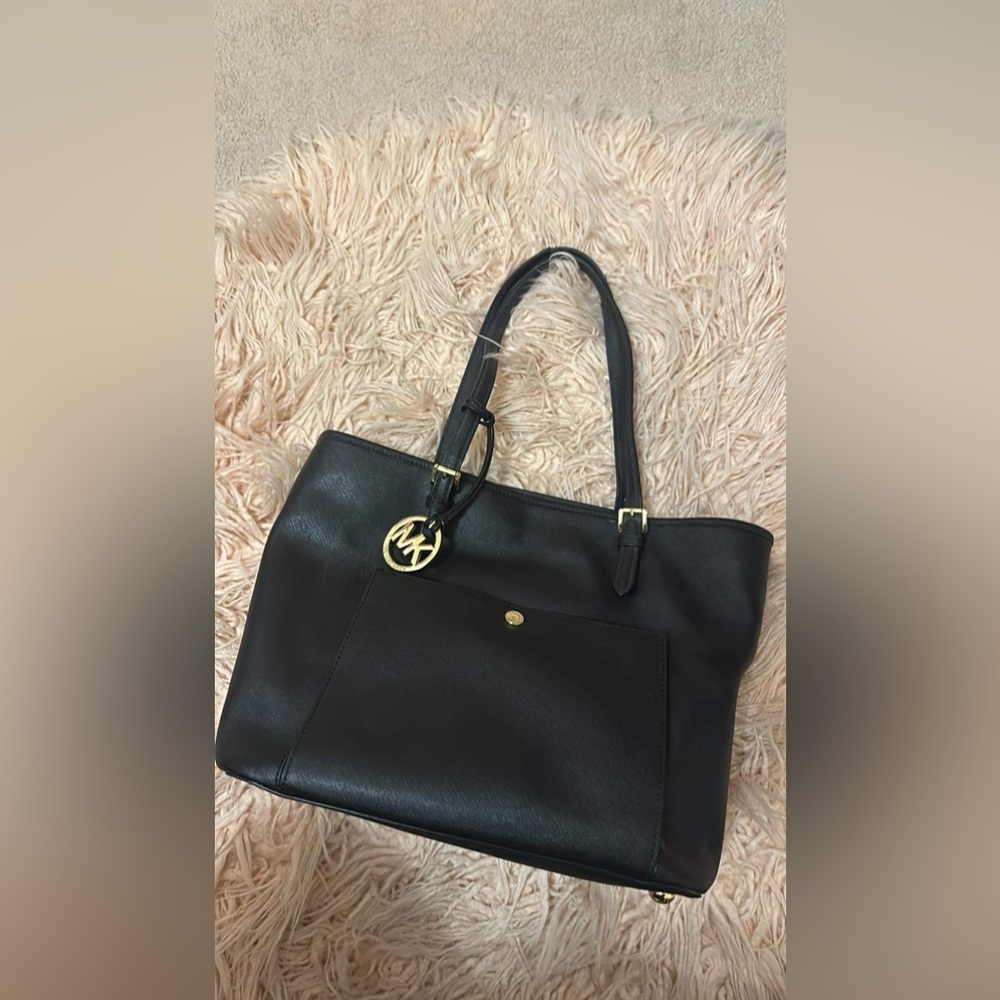 Michael Kors Tote